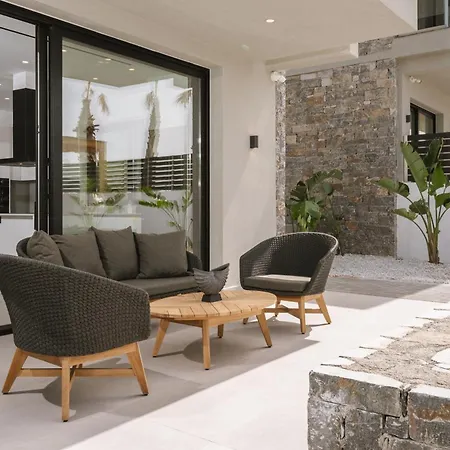 Evi & Eugenia - 3bd Luxury By Temma