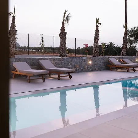 Evi & Eugenia With Heated Pools By Temma Hersonissos (Crete)