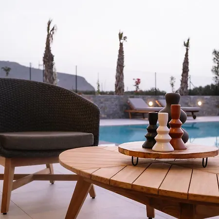 Villa Evi & Eugenia With Heated Pools By Temma