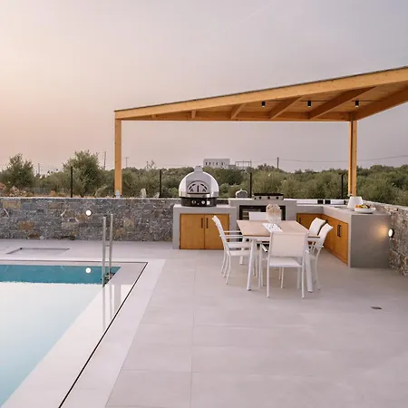 Evi & Eugenia With Heated Pools By Temma Villa *