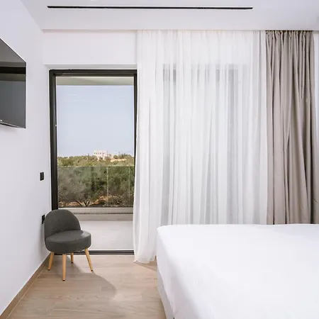 Evi & Eugenia With Heated Pools By Temma Villa