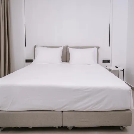 Evi & Eugenia - 3bd Luxury By Temma Villa