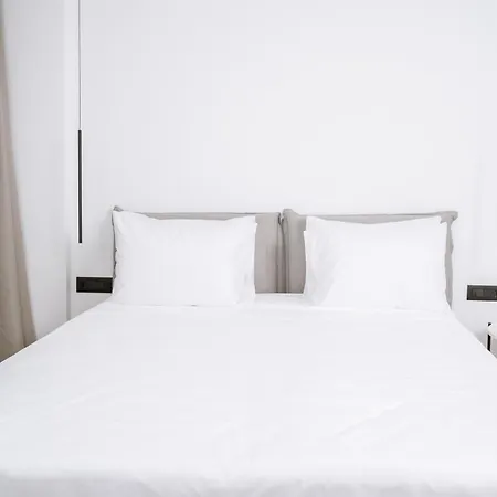 Evi & Eugenia - 3bd Luxury By Temma