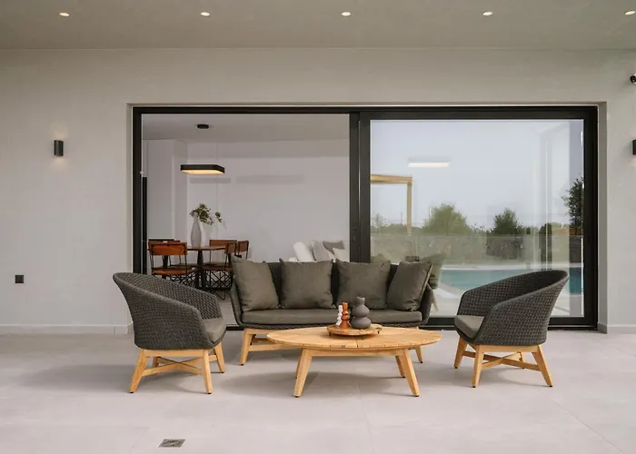 Evi & Eugenia - 3bd Luxury By Temma خيرسونِسوس