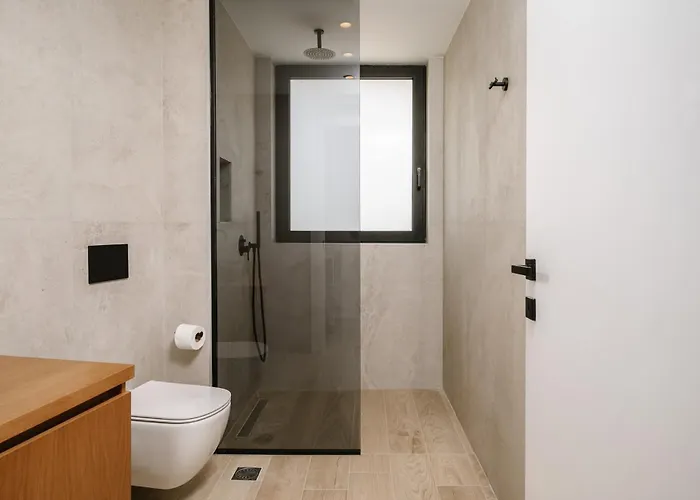 Evi & Eugenia - 3bd Luxury By Temma خيرسونِسوس