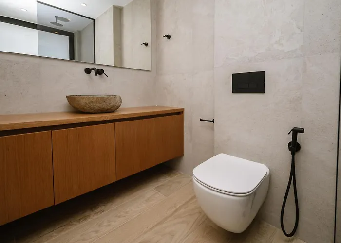 Evi & Eugenia - 3bd Luxury By Temma