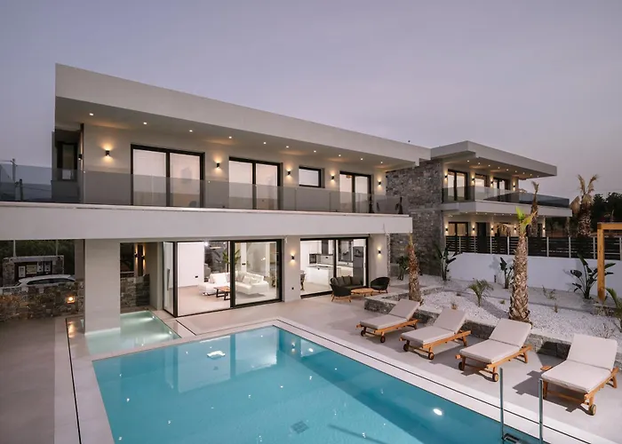 Evi & Eugenia - 3bd Luxury By Temma