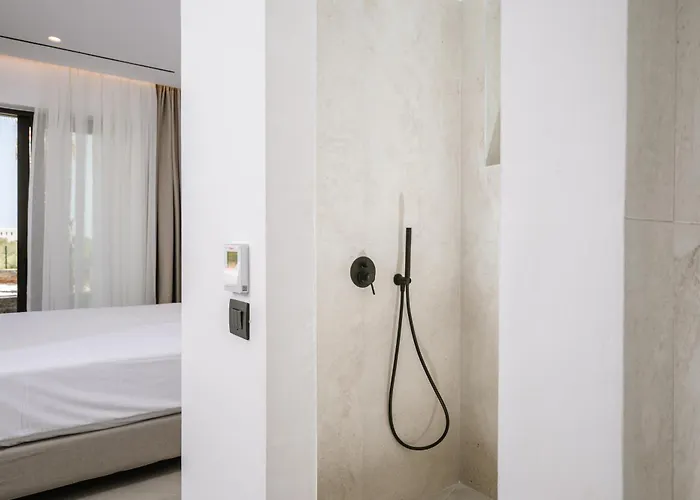 Evi & Eugenia - 3bd Luxury By Temma